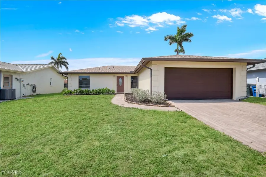 9840 Owlclover Street, Fort Myers, FL 33919 - Image #3