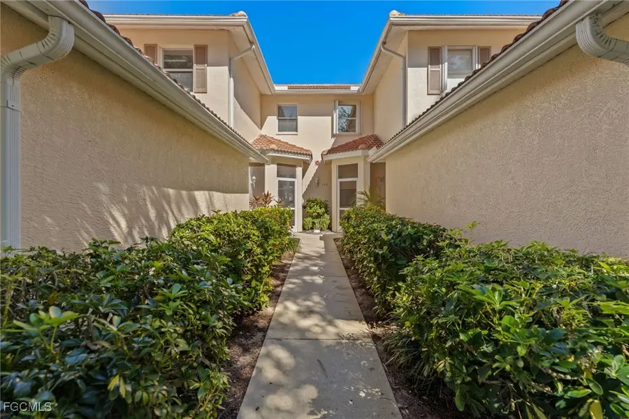 510 Robin Hood Circle #101, Naples, FL 34104 - Image #3