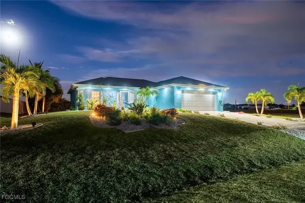 2205 NW 1st Avenue, Cape Coral, FL 33993