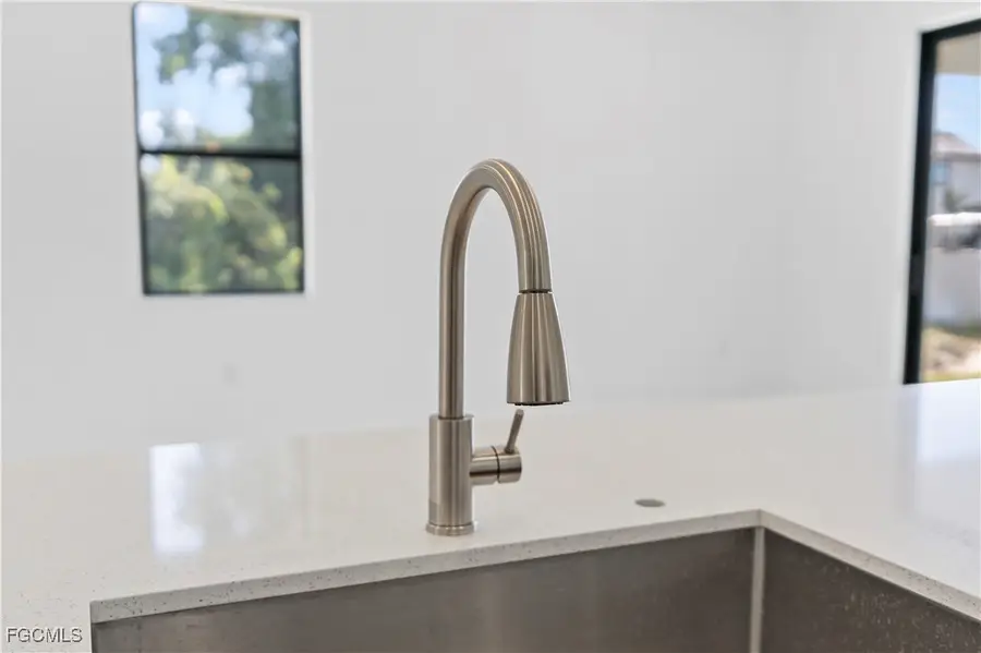 4109 17th Street Sw, Lehigh Acres, FL 33972 - Image #2