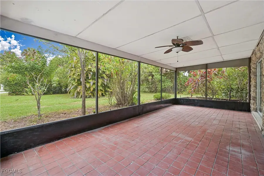 3806 Edgewood Avenue, Fort Myers, FL 33916 - Image #2