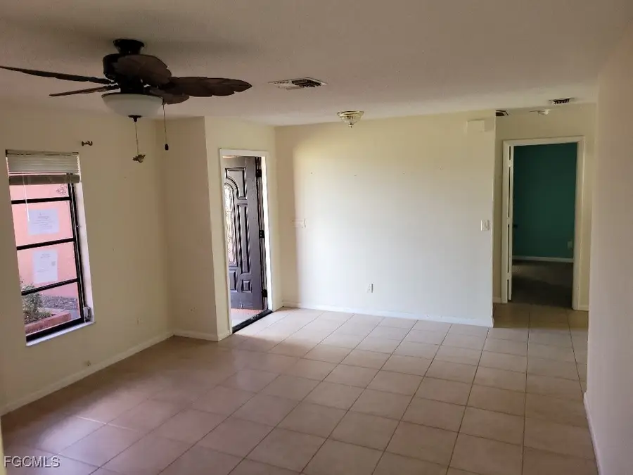 2210 SE 11th Avenue, Cape Coral, FL 33990 - Image #2