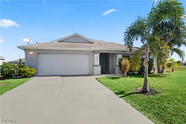 4301 NE 9th Place, Cape Coral, FL 33909
