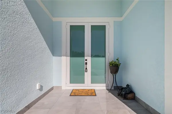 2170 Barbados Avenue, Fort Myers, FL 33905