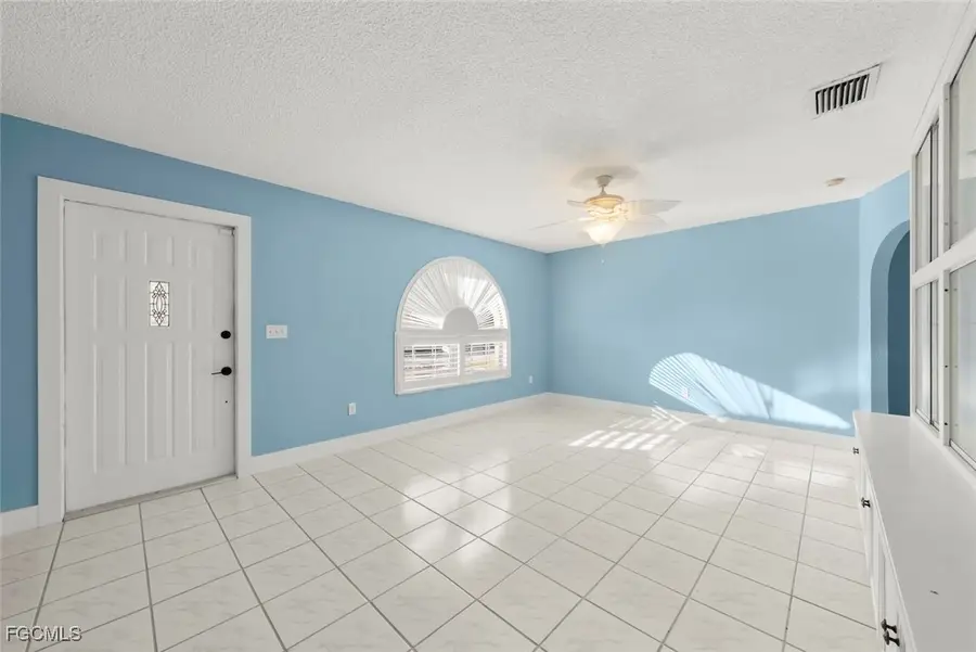16731 Juanita Avenue, Fort Myers, FL 33908 - Image #3