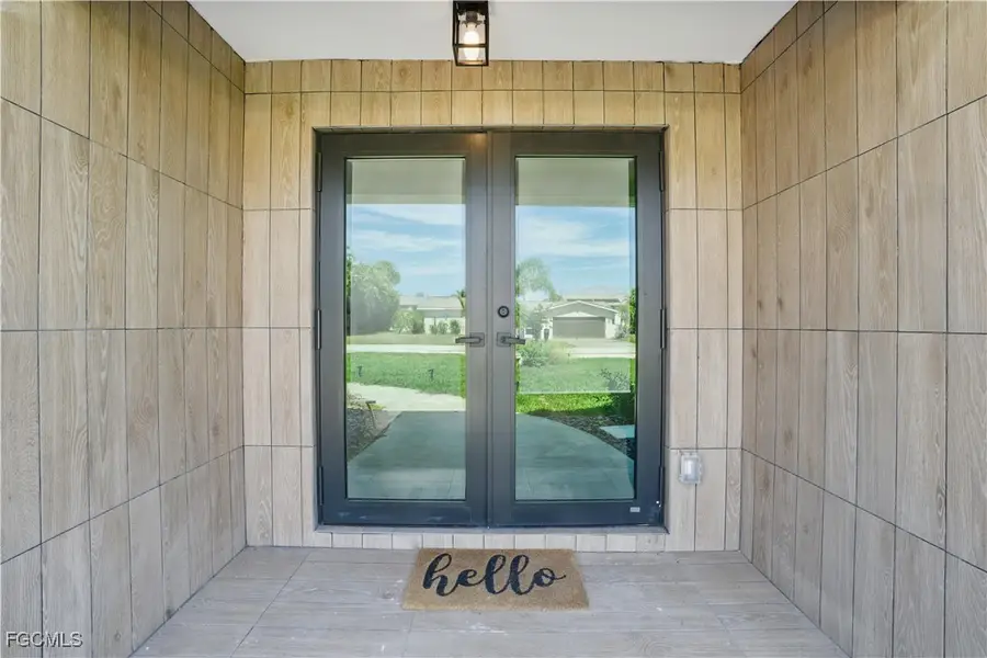 4918 Triton Court W, Cape Coral, FL 33904 - Image #2