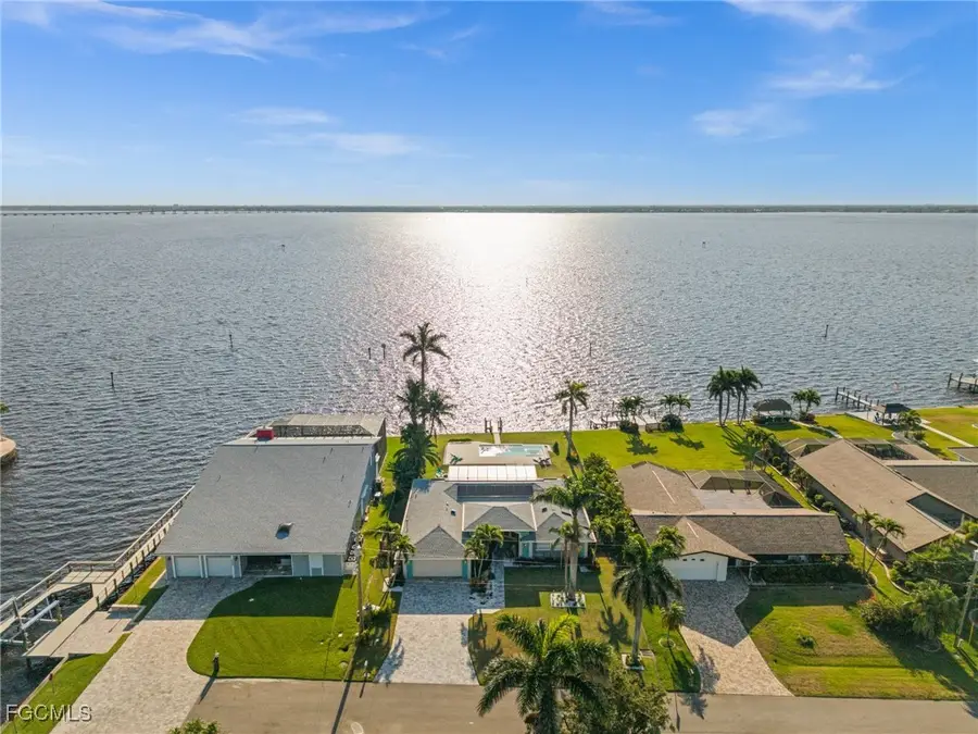 3305 SE 22nd Place, Cape Coral, FL 33904 - Image #2