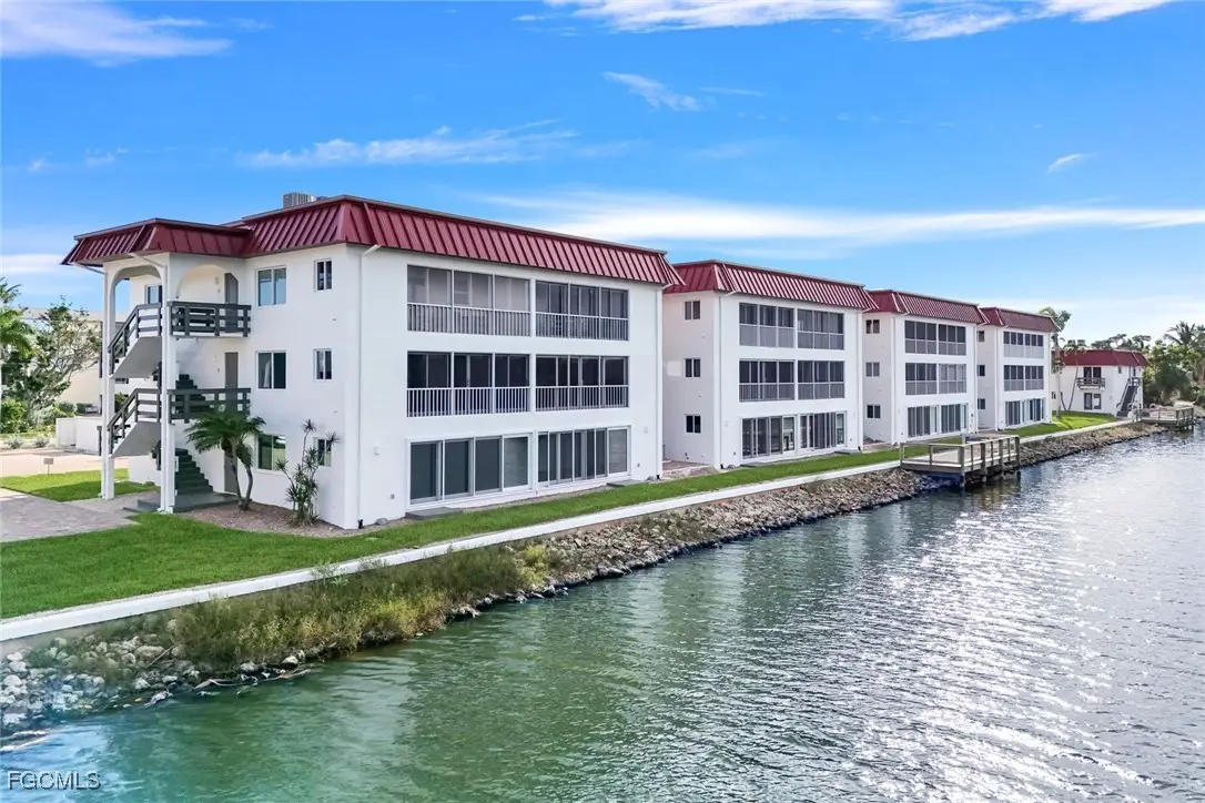 1610 Middle Gulf Drive #B3, Sanibel, FL 33957 - Image #1