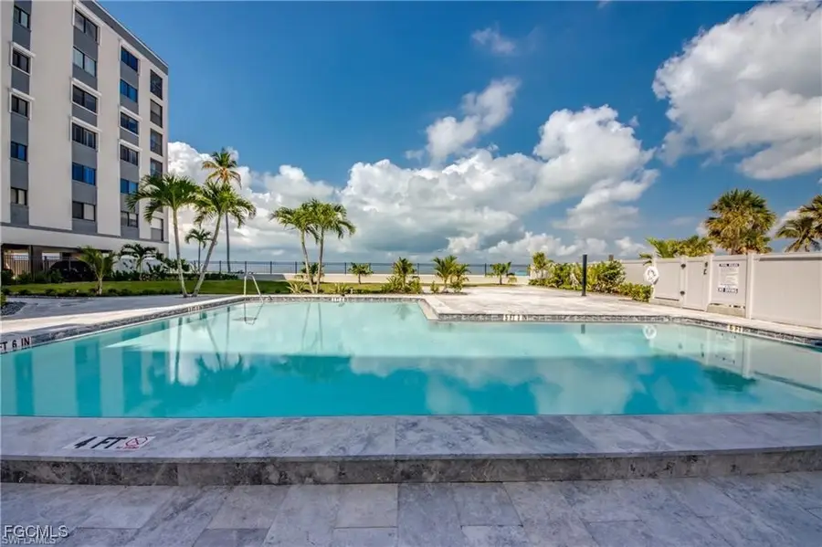 392 Estero Boulevard #305, Fort Myers Beach, FL 33931 - Image #2