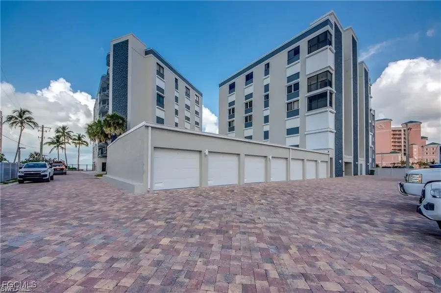 392 Estero Boulevard #305, Fort Myers Beach, FL 33931 - Image #3