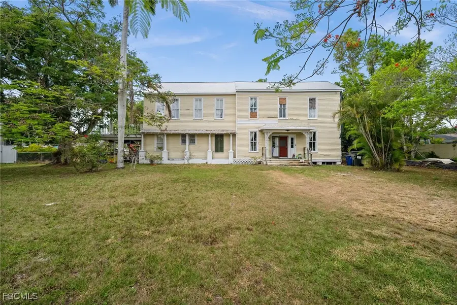 12430 Mcgregor Boulevard, Fort Myers, FL 33919 - Image #2