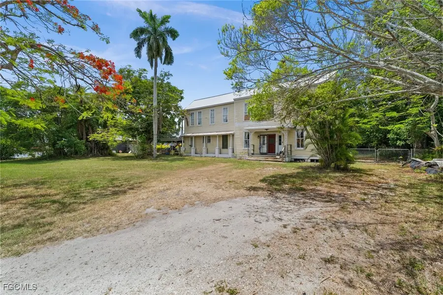 12430 Mcgregor Boulevard, Fort Myers, FL 33919 - Image #3