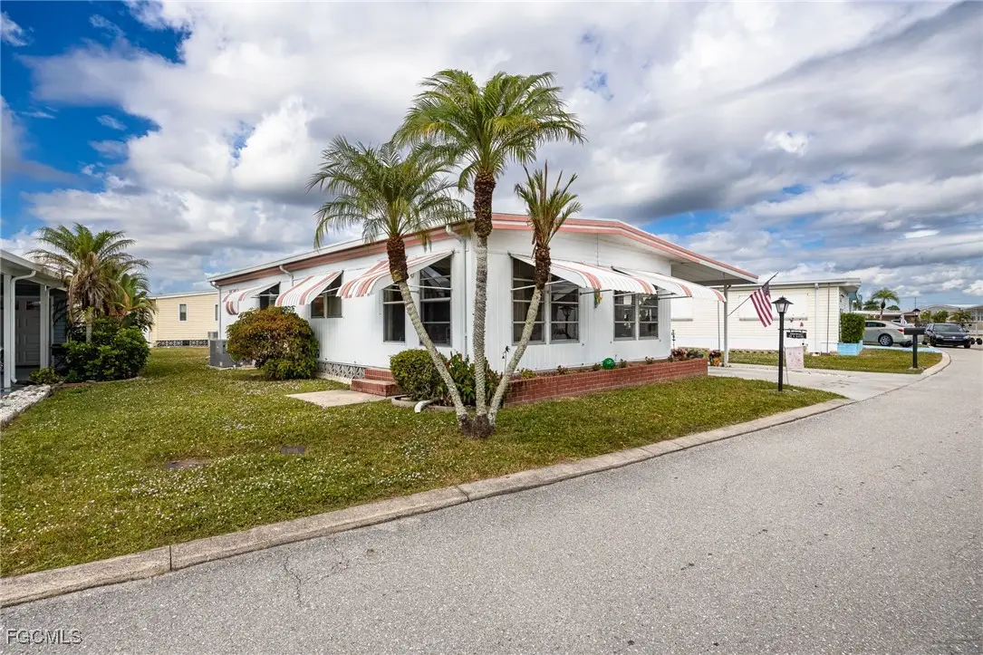 537 Palmer Boulevard, North Fort Myers, FL 33903 - Image #1