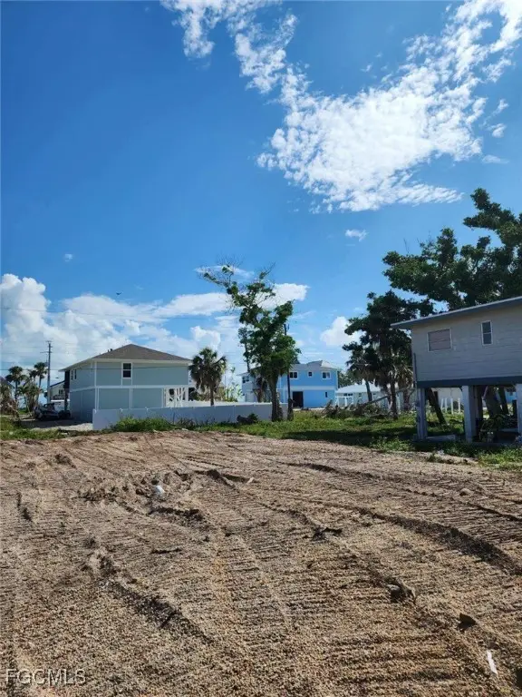 7910 Buccaneer Drive, Fort Myers Beach, FL 33931