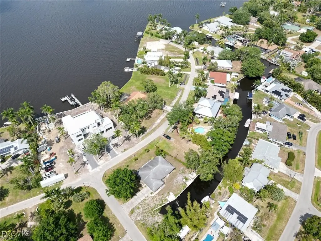 4520 E Riverside Drive, Fort Myers, FL 33905 - Image #1