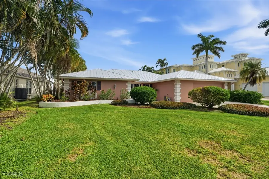 3527 SE 22nd Place, Cape Coral, FL 33904 - Image #3