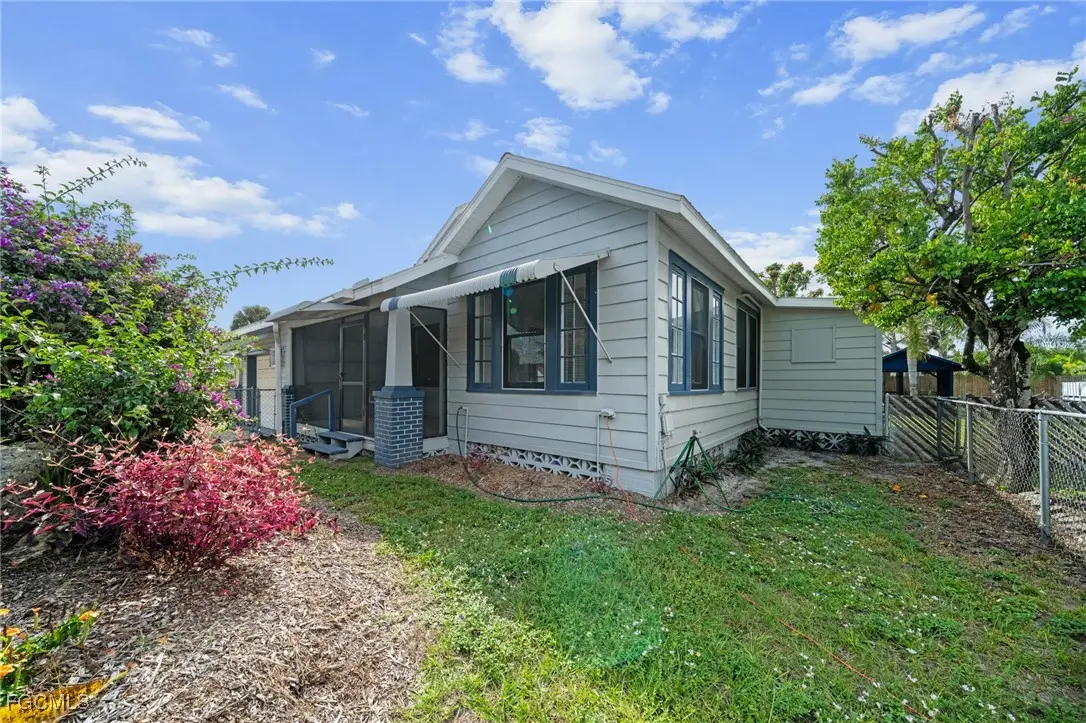 290 Granada Boulevard, Fort Myers, FL 33905 - Image #1