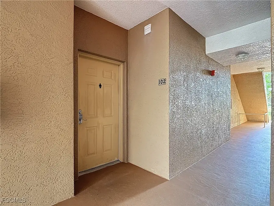 15630 Ocean Walk Circle #102, Fort Myers, FL 33908 - Image #3