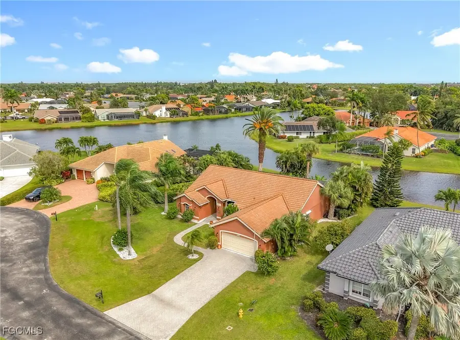 28840 Regis Court, Bonita Springs, FL 34134 - Image #3