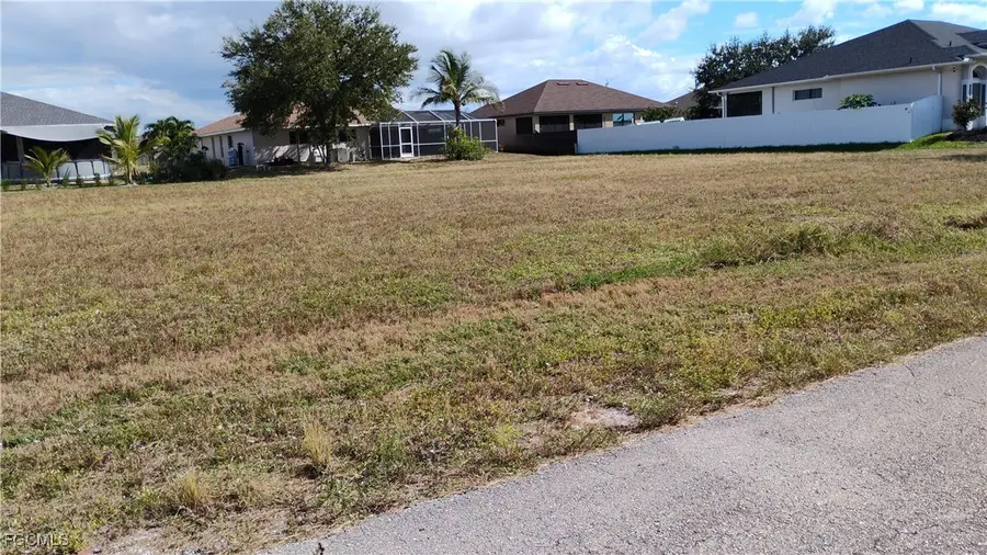 1439 NW 37th Place, Cape Coral, FL 33993 - Image #2