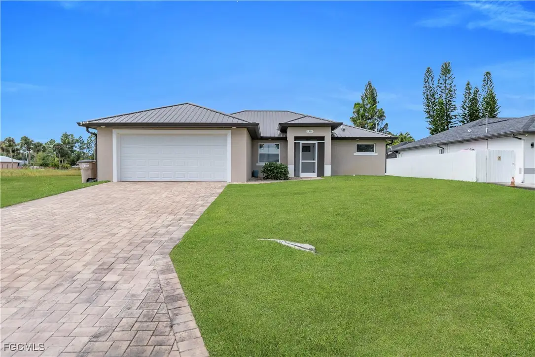 1301 Dorothy Avenue N, Lehigh Acres, FL 33971 - Image #1