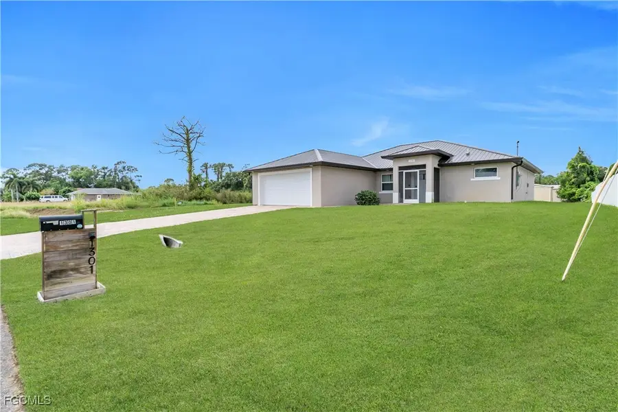 1301 Dorothy Avenue N, Lehigh Acres, FL 33971 - Image #3