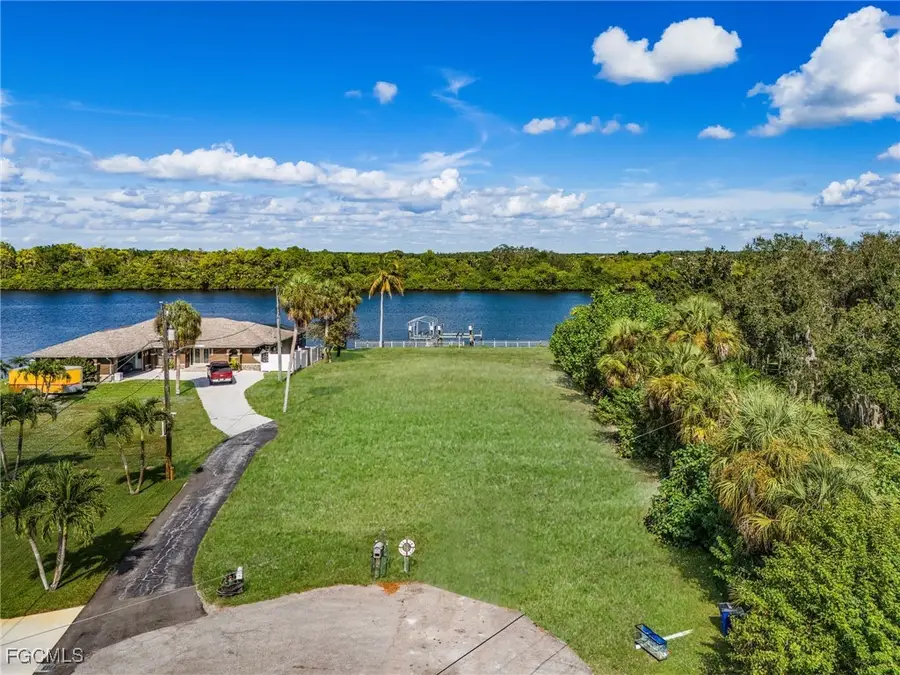 2190 River Road, Fort Myers, FL 33905 - Image #2