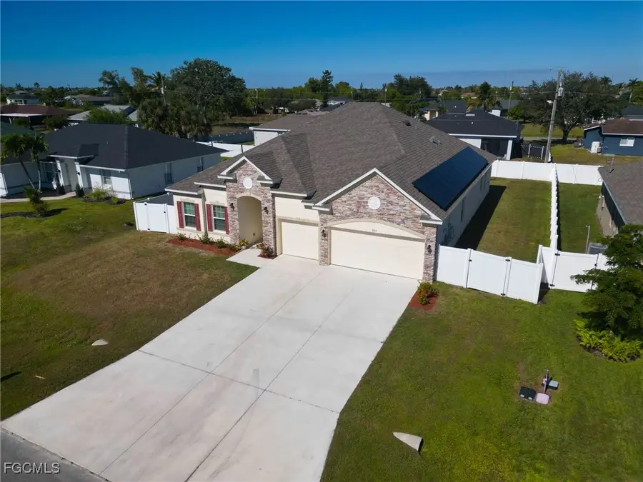 223 NW 4th Street, Cape Coral, FL 33993 - Image #2