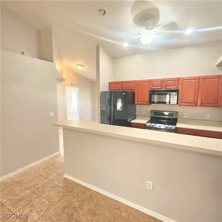 1004 SE 24th Avenue, Cape Coral, FL 33990 - Image #3