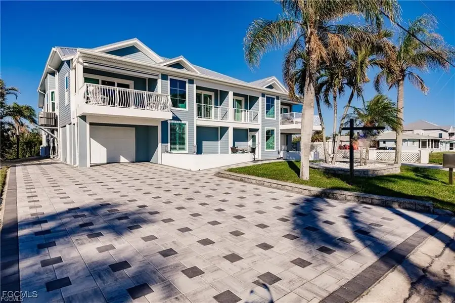 12122 Siesta Drive, Fort Myers Beach, FL 33931 - Image #2