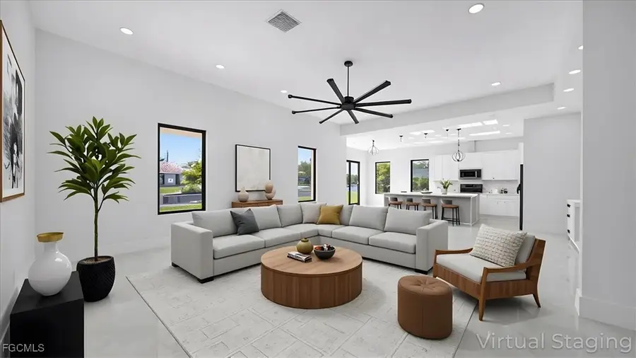 526 SE 4th Street, Cape Coral, FL 33990 - Image #2