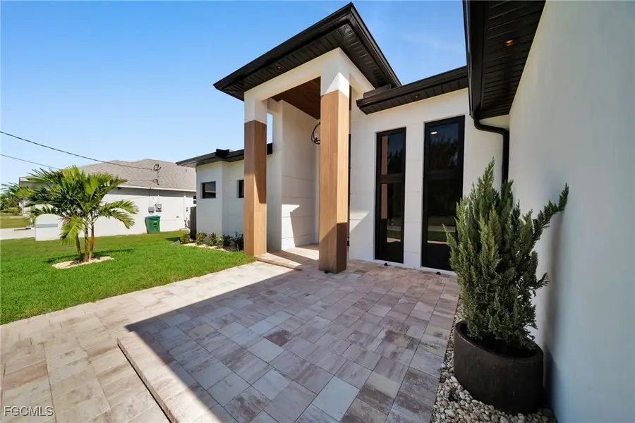 639 SW 18th Court, Cape Coral, FL 33991 - Image #3