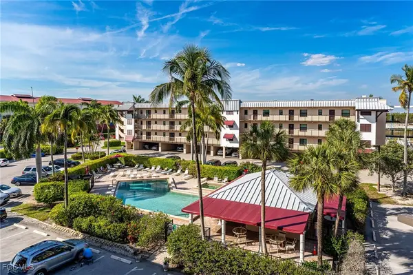 801 River Point Drive #201A, Naples, FL 34102
