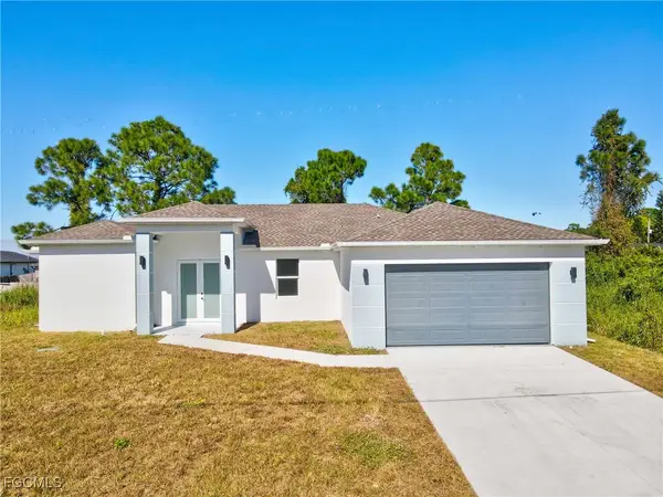 3022 33rd Street Sw, Lehigh Acres, FL 33976