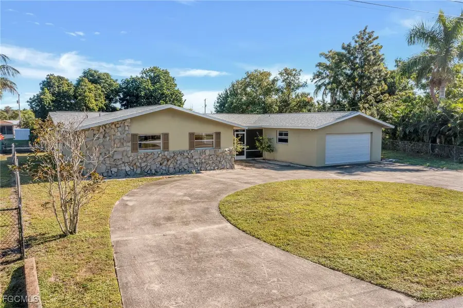 1366 Sunrise Drive, North Fort Myers, FL 33917 - Image #2