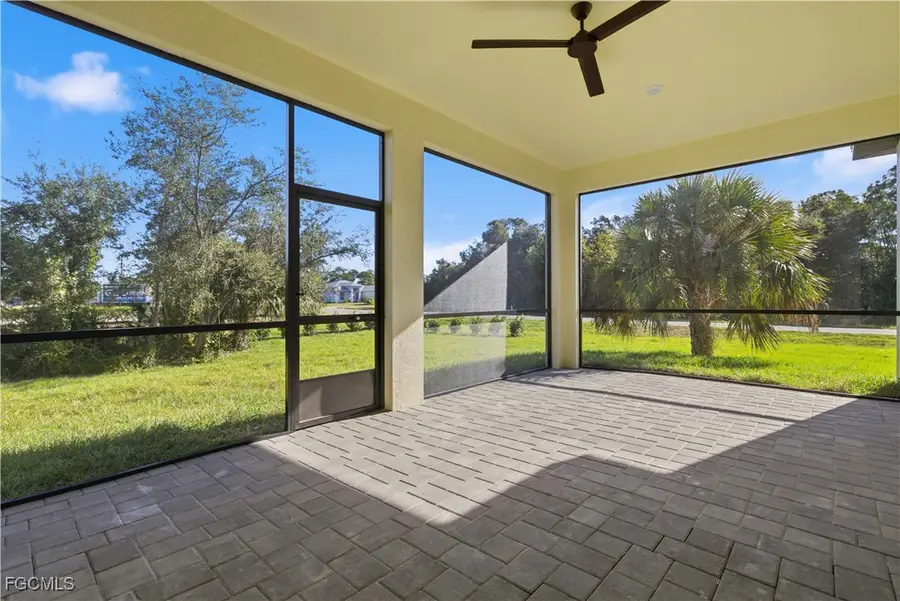 100 Zobora Circle, Fort Myers, FL 33913 - Image #3