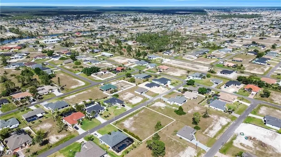 2702 NW 22nd Street, Cape Coral, FL 33993 - Image #2