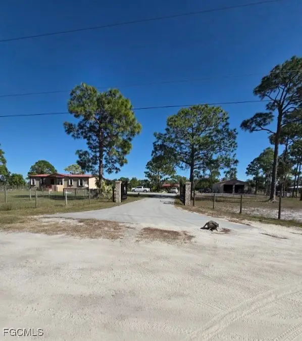 1860 Poinsettia Avenue, Lehigh Acres, FL 33972 - Image #3