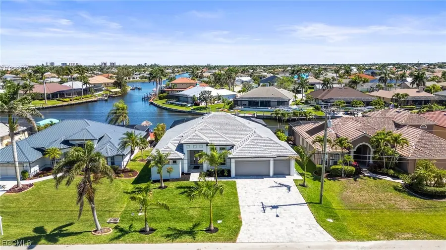 2304 SW 38th Terrace, Cape Coral, FL 33914 - Image #2