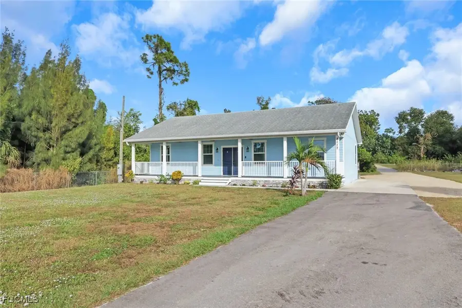 8117 Breeze Drive, North Fort Myers, FL 33917 - Image #2