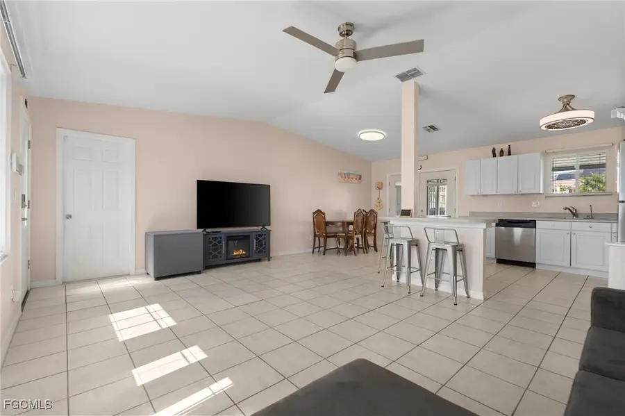 205 NE 23rd Street, Cape Coral, FL 33909 - Image #3