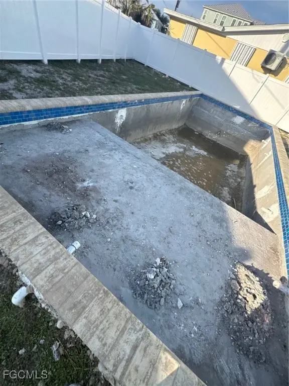 127-129 Fairweather Lane, Fort Myers Beach, FL 33931 - Image #3