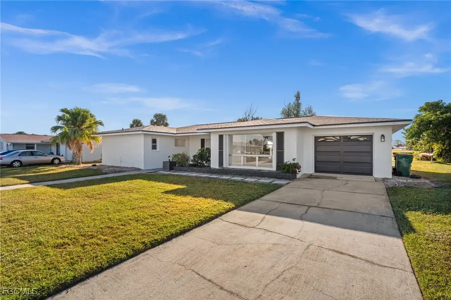 33 Golfview Place, Rotonda West, FL 33947 - Image #2