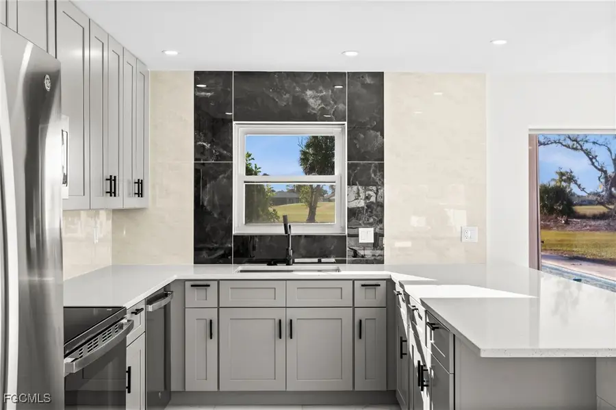 33 Golfview Place, Rotonda West, FL 33947 - Image #3