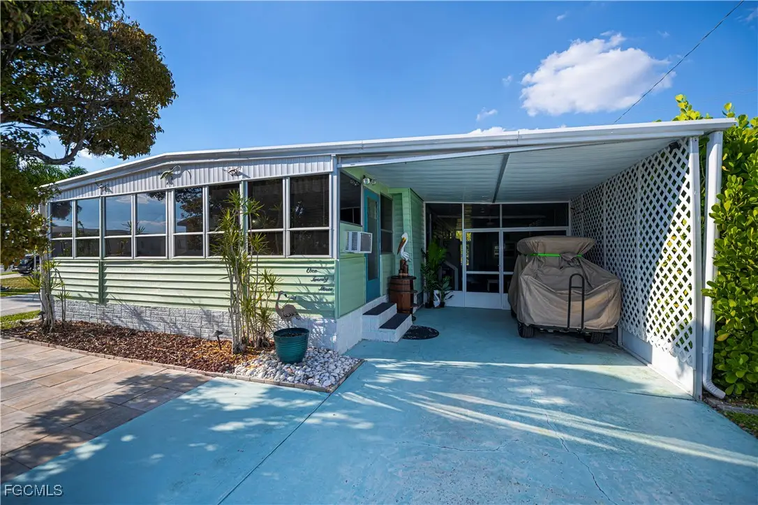 123 Conestoga Trail, North Fort Myers, FL 33917 - Image #1