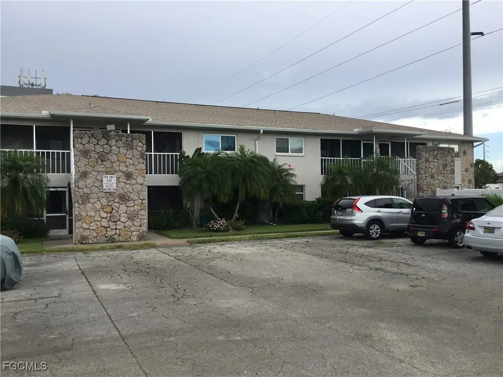 2504 SE 16th Place #104, Cape Coral, FL 33904 - Image #1