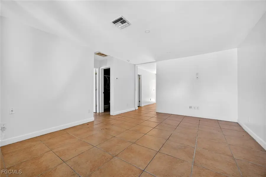 1120 Gilbert Avenue S, Lehigh Acres, FL 33973 - Image #3