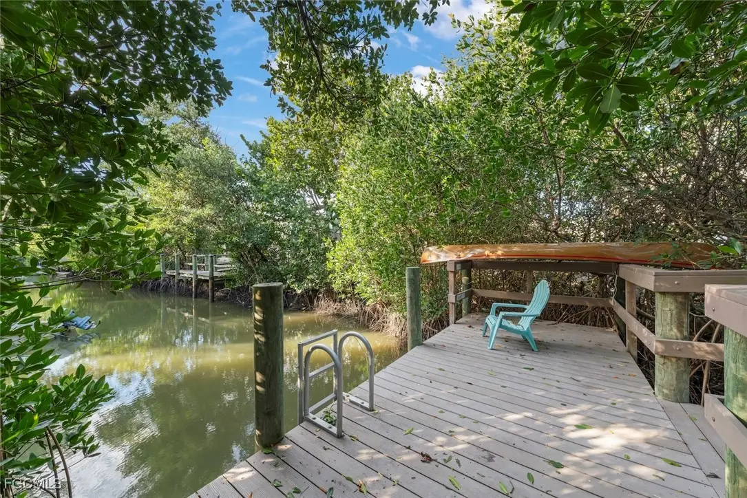 561 Periwinkle Way #E4, Sanibel, FL 33957 - #1