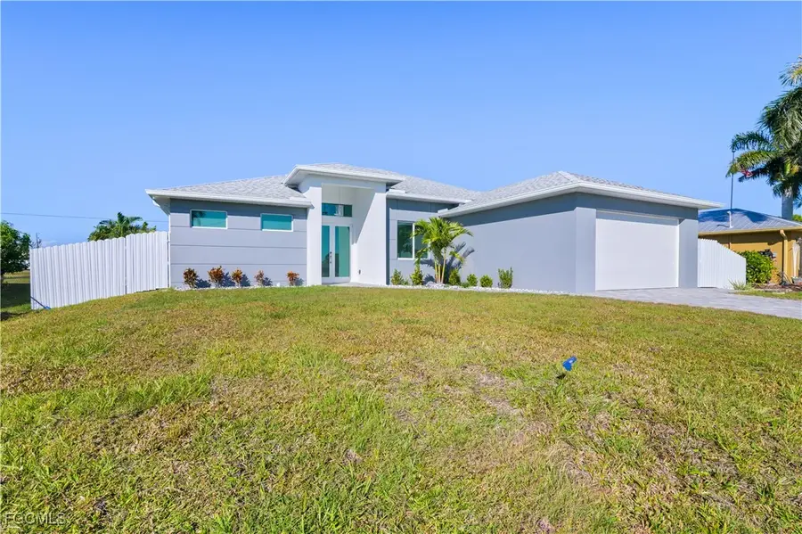 2717 NW 4th Street, Cape Coral, FL 33993 - Image #2