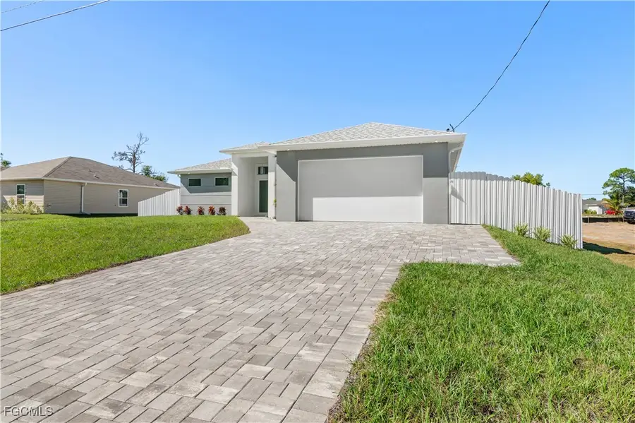 3114 Chiquita Boulevard N, Cape Coral, FL 33993 - Image #2